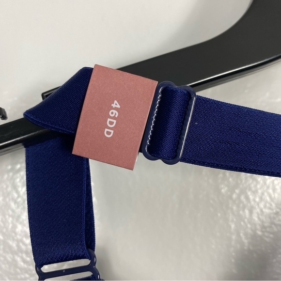 Cacique Front closure, smooth, boost plunge bra - Picture 8 of 11